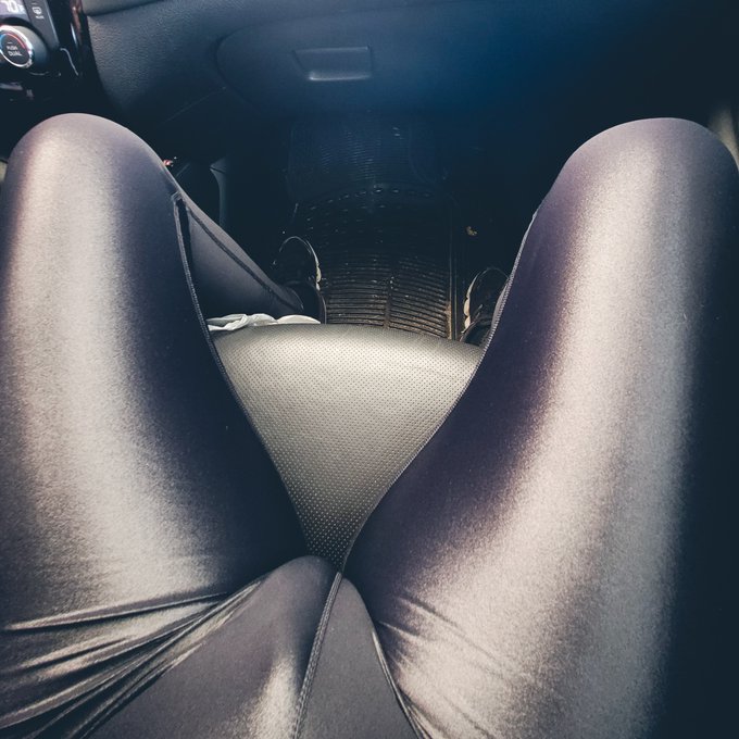 I've been sick for the last few days, but hopefully I'll be playing again soon. In the meantime, here's<a href="/tag/fetish"class="tags"><span>#fetish</span></a><a href="/tag/lycra"class="tags"><span>#lycra</span></a>