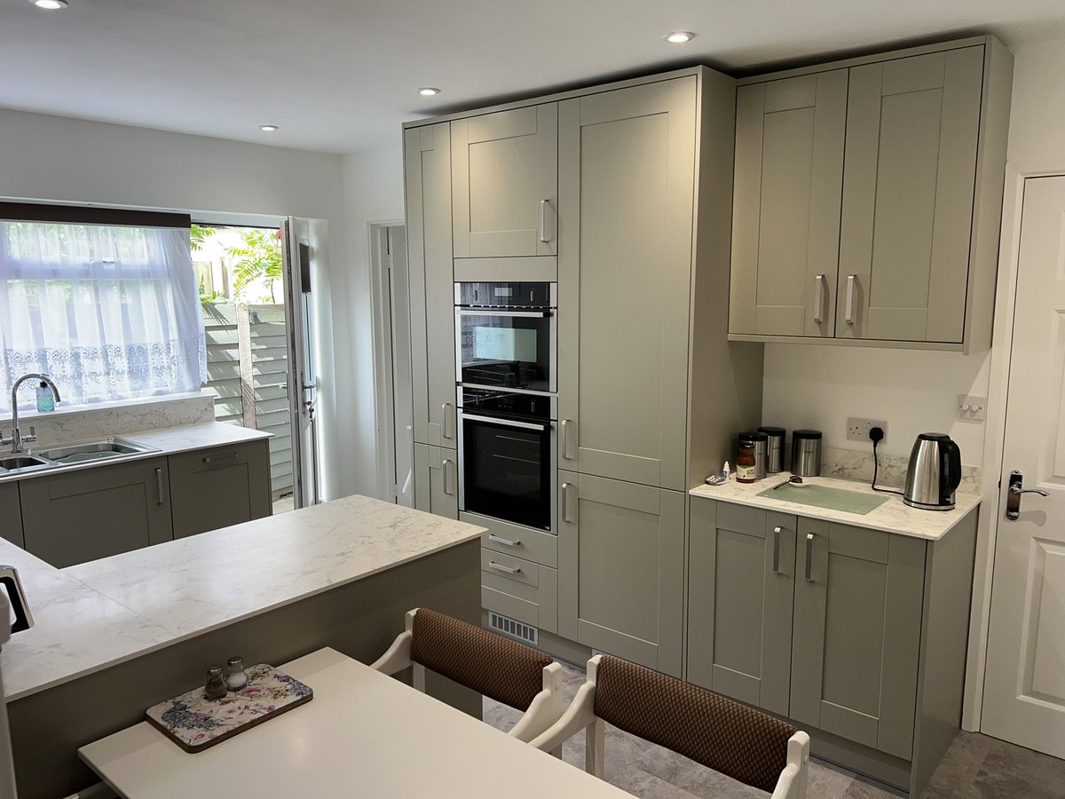 CarpentryWilson's tweet photo. Wickes flat pack kitchen built and installed! #rwilsoncarpentry https://t.co/IzyNInTl00