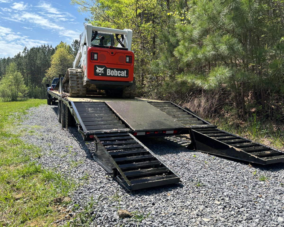MaxBuilt_ChatGA's tweet photo. Quality Max Built #DeckoverTrailers can help you make easy work of the tough jobs—now for 25% less during our Super Summer Sale. Save up to $4,200!

Check our inventory on our site and reach out for a quote today: https://t.co/YGC857YcbA.

#daltonga #calhounga #chatsworthga https://t.co/4Jw7gi0PHT