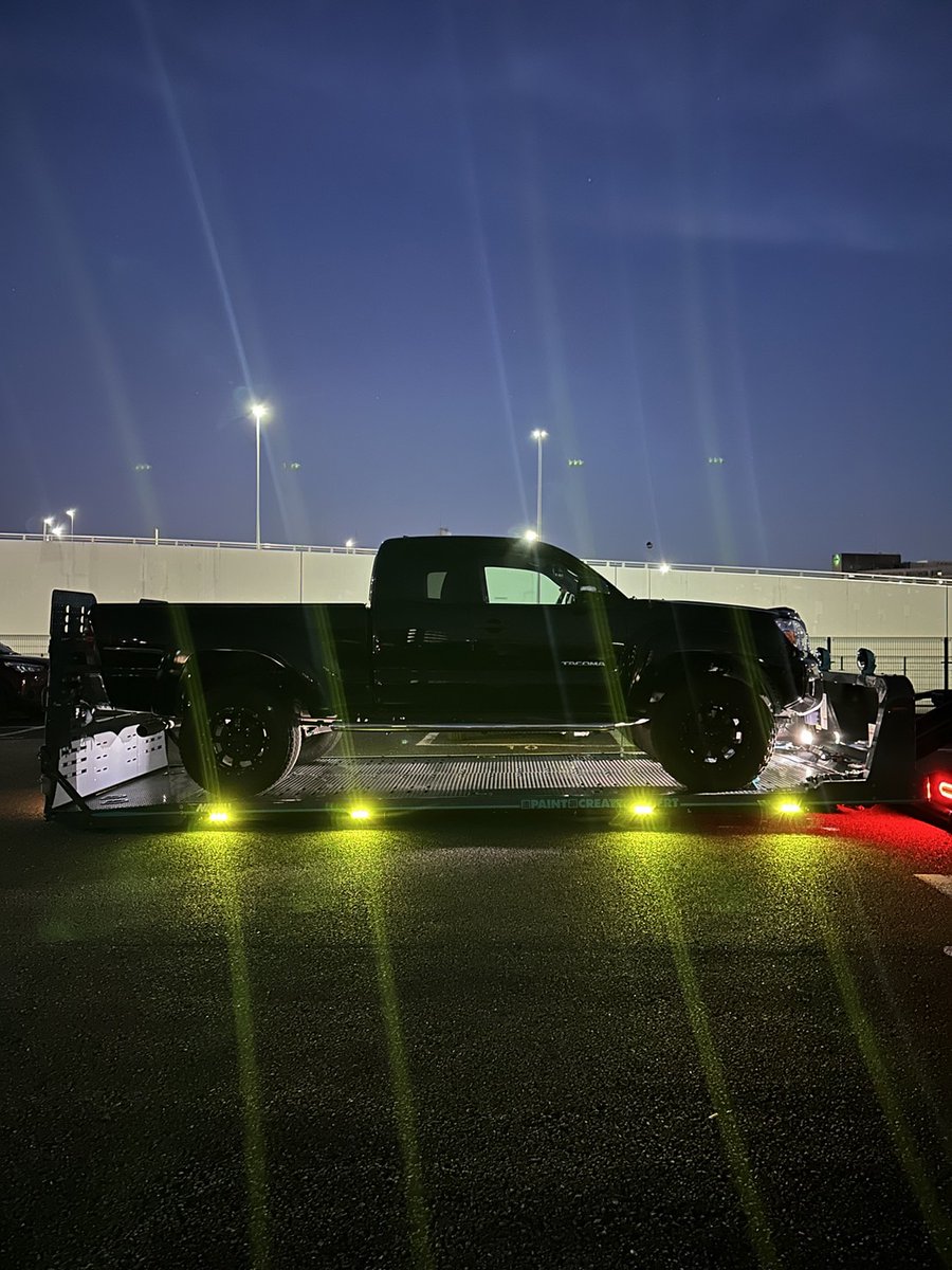 bowz_trucks's tweet photo. 🫡🫡🫡
#bowztrucks
#bowz
#scania
#volvotrucks
#trucklife
#truckmania
#17プロフィア
#17スーパーグレート
#17クオン
#ギガ
#タコマ
#米国トヨタ
#ワンオフ
#積載車
#トレーラー
#三菱ふそう
#日野自動車
#全塗装
#オールペン
#メッキ塗装
#鏡面塗装
#ブラックメッキ
#アンダーパイプ
#アンダーバー https://t.co/g7GzEVj6RH