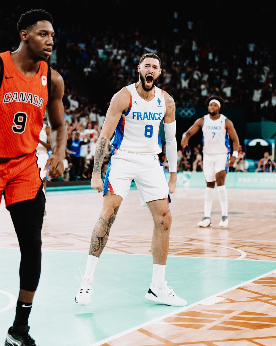 basketusa's tweet photo. ➡️ 𝟮𝟮 𝗣𝗢𝗜𝗡𝗧𝗦 pour Guerschon Yabusele 🇫🇷

➡️ 𝟮𝟬 𝗣𝗢𝗜𝗡𝗧𝗦 pour Isaïa Cordinier 🇫🇷

➡️ 𝟭𝟱 𝗣𝗢𝗜𝗡𝗧𝗦 pour Evan Fournier 🇫🇷

➡️ 𝟭𝟯 𝗣𝗢𝗜𝗡𝗧𝗦 pour Mathias Lessort 🇫🇷

🔥 𝗠𝗘𝗥𝗖𝗜 𝗠𝗘𝗦𝗦𝗜𝗘𝗨𝗥𝗦. 🔥

#Paris2024 x #Basketball https://t.co/QtQDTx2tq1