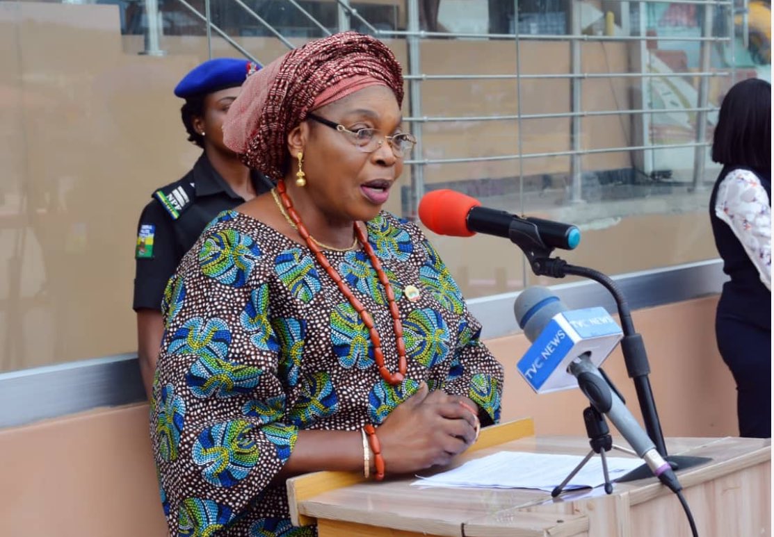 𝐖𝐞’𝐥𝐈 𝐌𝐚𝐤𝐞 𝐄𝐤𝐢𝐭𝐢’𝐬 𝐂𝐫𝐞𝐚𝐭𝐢𝐯𝐞 𝐈𝐧𝐝𝐮𝐬𝐭𝐫𝐲 𝐄𝐜𝐨𝐧𝐨𝐦𝐢𝐜𝐚𝐥𝐥𝐲 𝐏𝐫𝐨𝐟𝐢𝐭𝐚𝐛𝐥𝐞 - 𝐎𝐲𝐞𝐛𝐚𝐧𝐣𝐢 

...As Annual EKIFEST 2024 kicks off in Ekiti

As Ekiti State Festival of Arts and Culture(EKIFEST) kicks off on Tuesday, Governor Biodun Oyebanji,