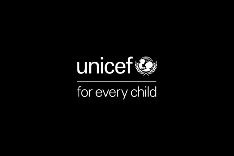 UNICEF_UA's tweet photo. Attacks continue across Ukraine, causing child casualties and damage to civilian infrastructure.

In #Kharkiv today, an 8-month-old child was among those reportedly injured and a health facility was damaged.

Attacks must stop. Protect children, always. https://t.co/cGVtAkcfc0