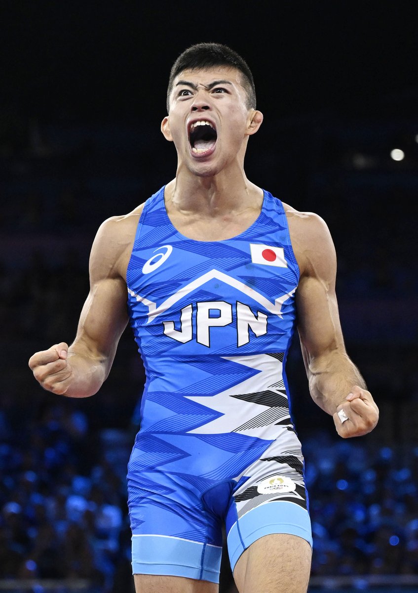 livedoornews's tweet photo. 【パリ五輪速報】男子グレコローマンスタイル60キロ級決勝

✨✨✨✨✨✨✨✨
🥇文田健一郎、金メダル獲得🥇
✨✨✨✨✨✨✨✨

グレコローマンスタイルでは40年ぶりの金獲得！

▼五輪ニュースはこちらから
https://t.co/SZ87oMY03t

（写真：共同通信社）
#パリ2024 #Olympics
写真は準決勝のもの https://t.co/GfPKFSCqfw