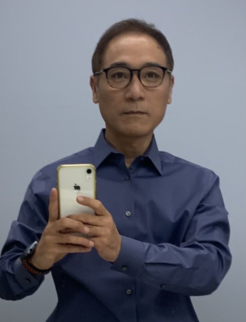 오늘의 모습 ㅎㅎ
아마도 오늘은 기나긴 하루가 될듯함 
왜 이리도  많은 업무를 감당해야 하는가 🤔