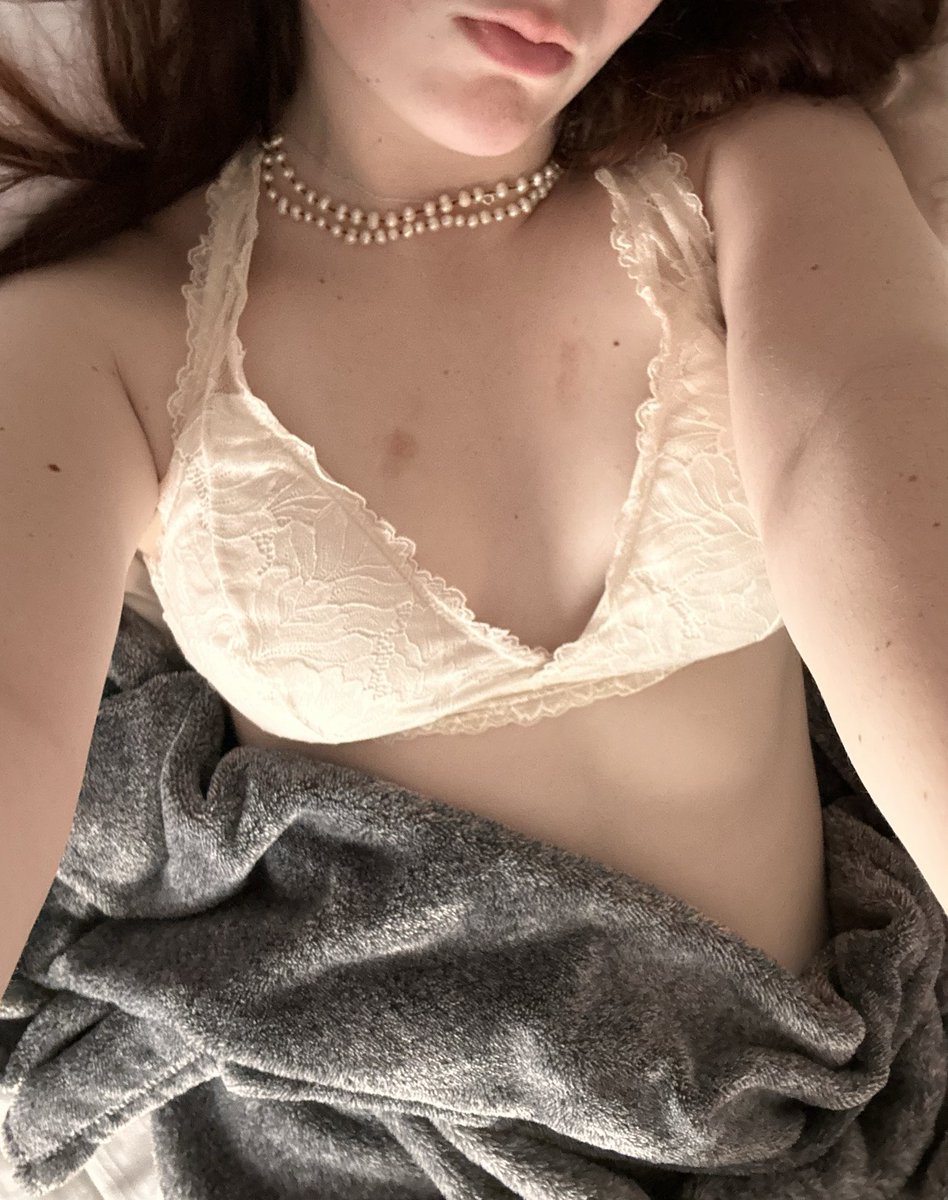 Missy__2006's tweet photo. I love getting marked 🤤
#nsfw #nsfwtwt #thicc #virgin #mdni https://t.co/TJf7dVyaWO