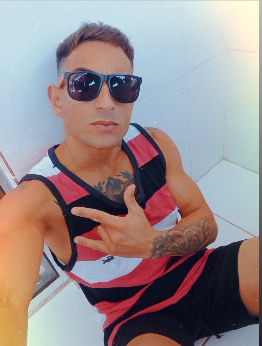 Levinho027's tweet photo. Pois e né feio ,mais tenho estilo 🤫📸🎬 https://t.co/s518WuChrK