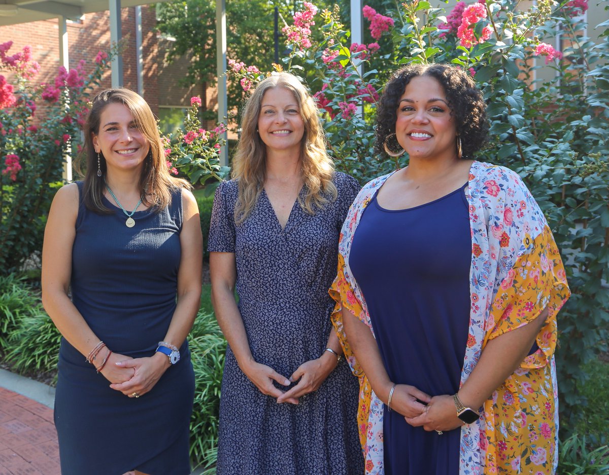 We’re thrilled to welcome Julie Fortune to the Harding family as our new Director of Admissions and Enrollment Management! She’ll be joining Erin and Gretchen as they welcome new families to Harding! #HardingHawks #HardingMoments