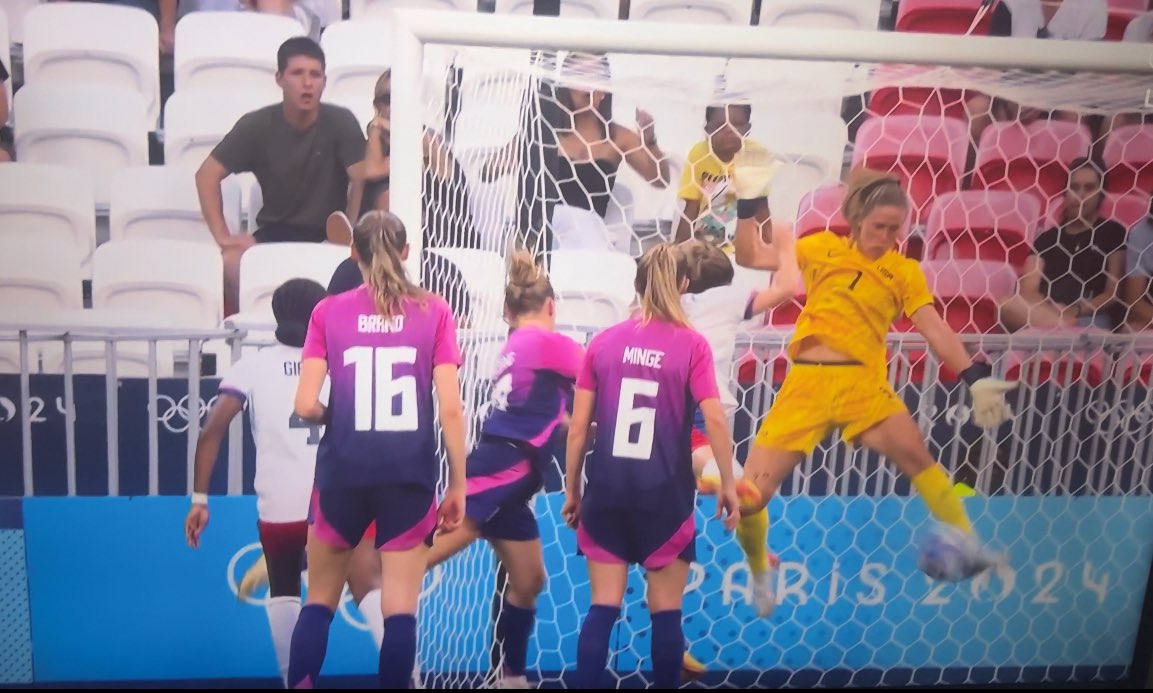 Lis Schendel Misses the Pac-12 tweet media