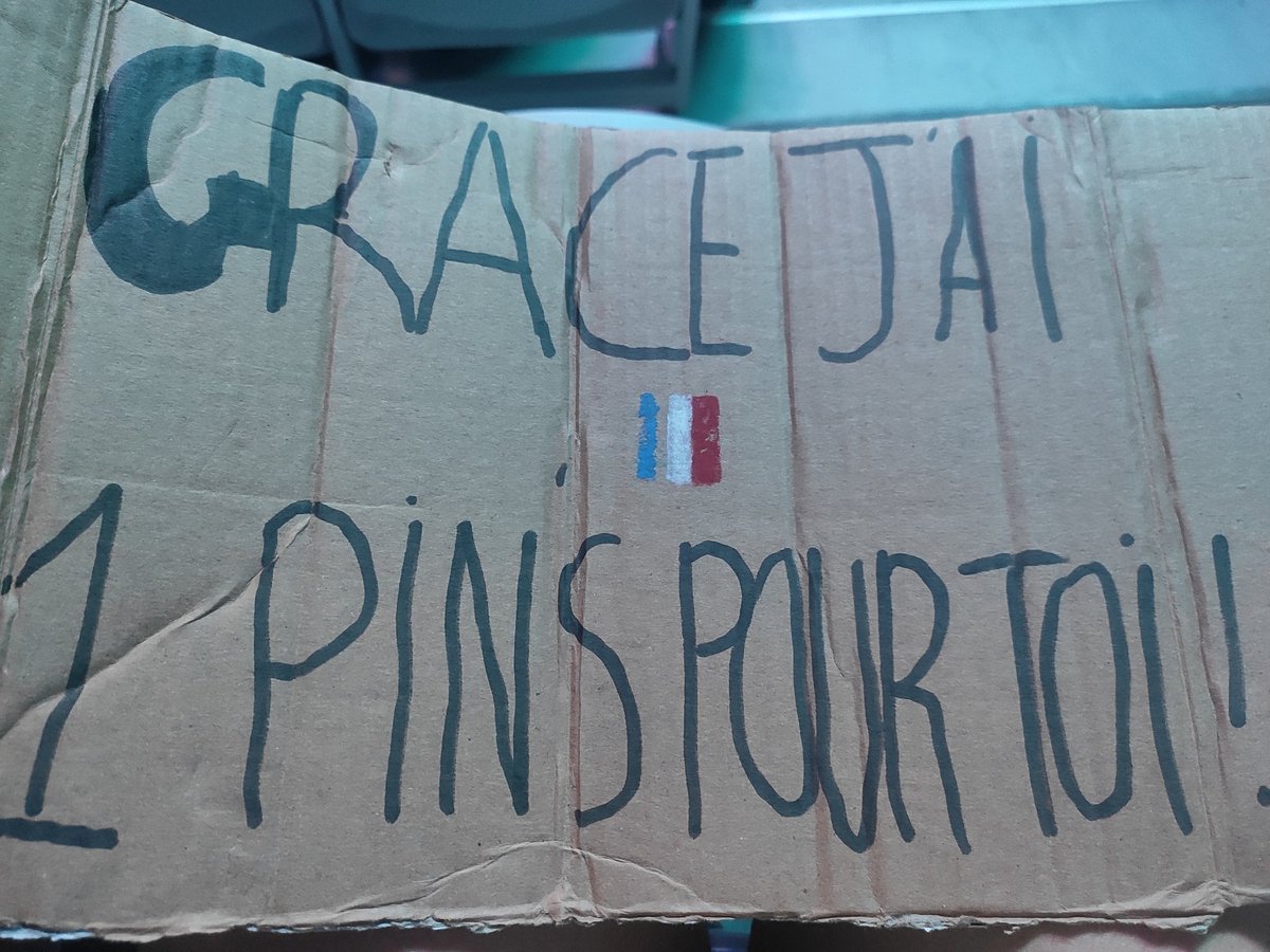 Népalaise tweet media