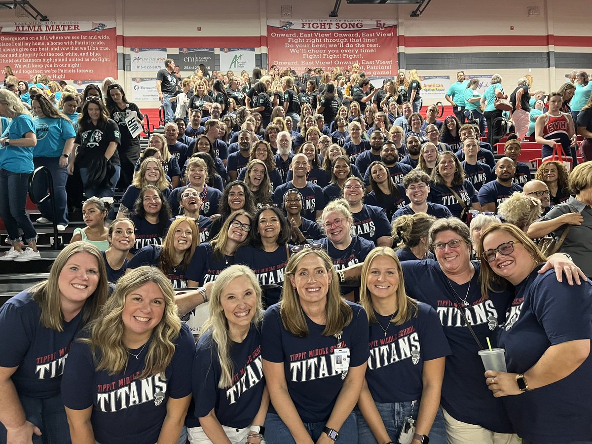 mmrogersedu's tweet image. We’re back and so excited for the 2024-2025 school year!! #proudassistantprincipal #LeadGrowServe @GeorgetownISD @TippitTitans
