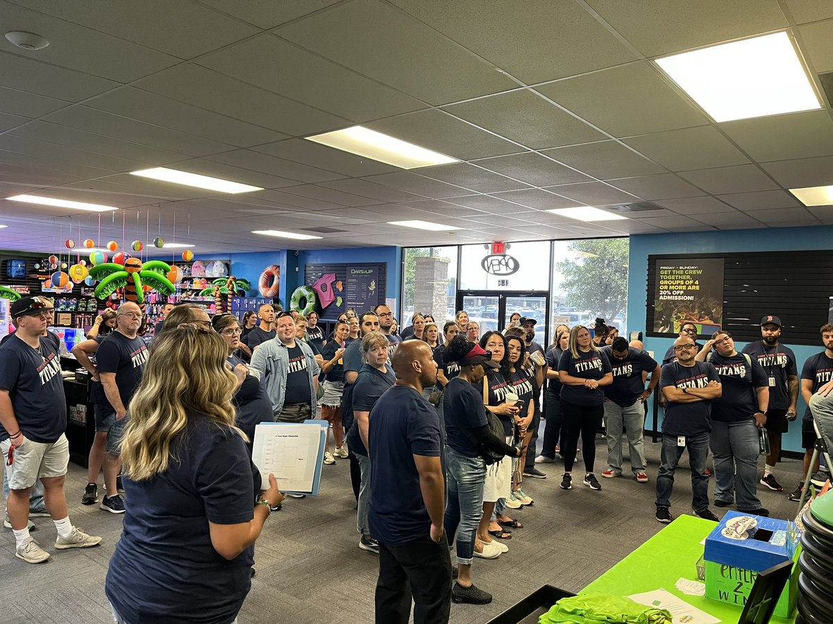 mmrogersedu's tweet image. We’re back and so excited for the 2024-2025 school year!! #proudassistantprincipal #LeadGrowServe @GeorgetownISD @TippitTitans