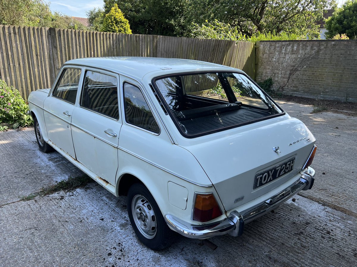 martinfromkent's tweet photo. My new project, the Mars Bar Austin Maxi, the last remaining car from the launch competition in association with Mars to win 25 Austin Maxis. Been sitting a while, but not suffered too badly and should be up and running soon. #austinmaxi #marsbar #cablechanger https://t.co/0DZz7xQVy5