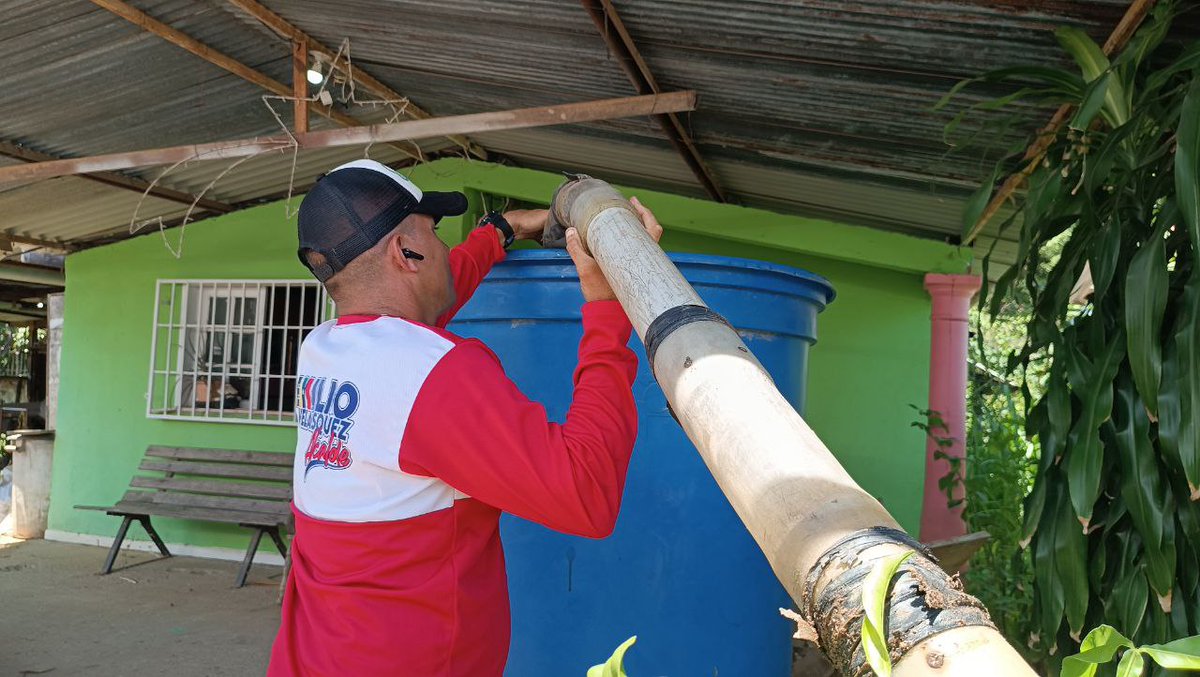 #Gestión Continuamos con las jornadas de agua potable mediante el 1X10 del Buen Gobierno, está vez en el sector Lucas Romero II de La Vecindad, sector donde se atendió a más de 50 familias. <a href="/1x10buengob_ne/">1x10buengobierno.ne</a>