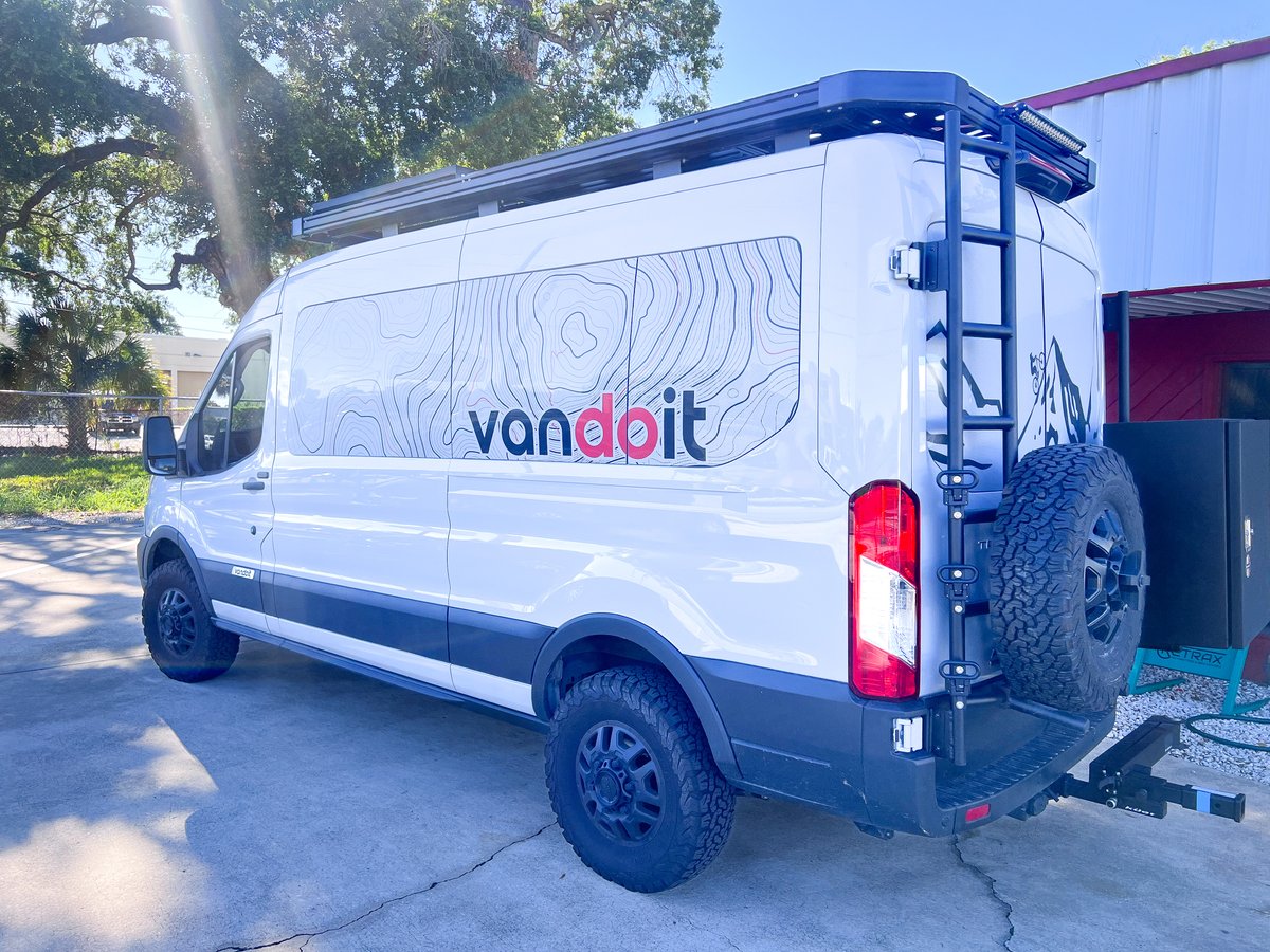 NextLevel407's tweet image. We customized this van with new JL Audio and more.
These types of vehicles are great when equipped with Internet, lighting, security, audio, more cabinets, and custom flooring.

#orlandocustomaudio #nextlevel407 #vanconversion #workvan #commercialvan #jlaudio #vandoit #tourvan