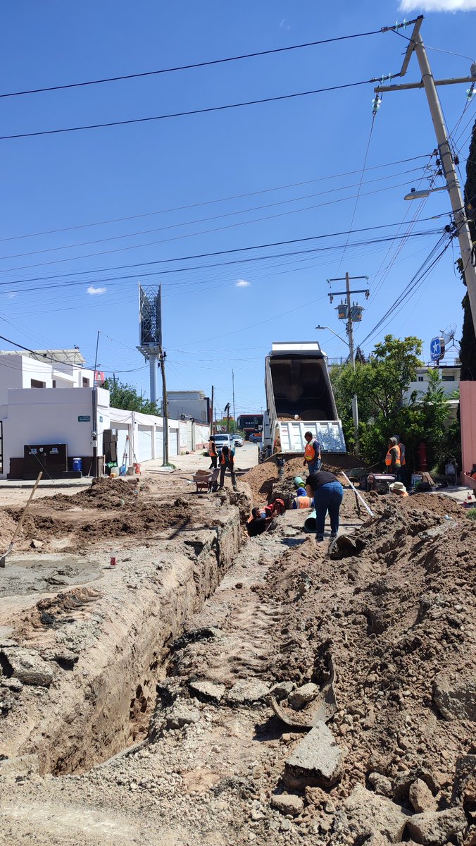 BoyanteDesign's tweet photo. 🎥📸 Capturando la acción con JMAS Juárez: seguimos de cerca su compromiso comunitario. ¡Pronto más imágenes impactantes! 💧👀 #BoyanteDesign #JMASJuarez #CompromisoComu https://t.co/aSRDesX9GF