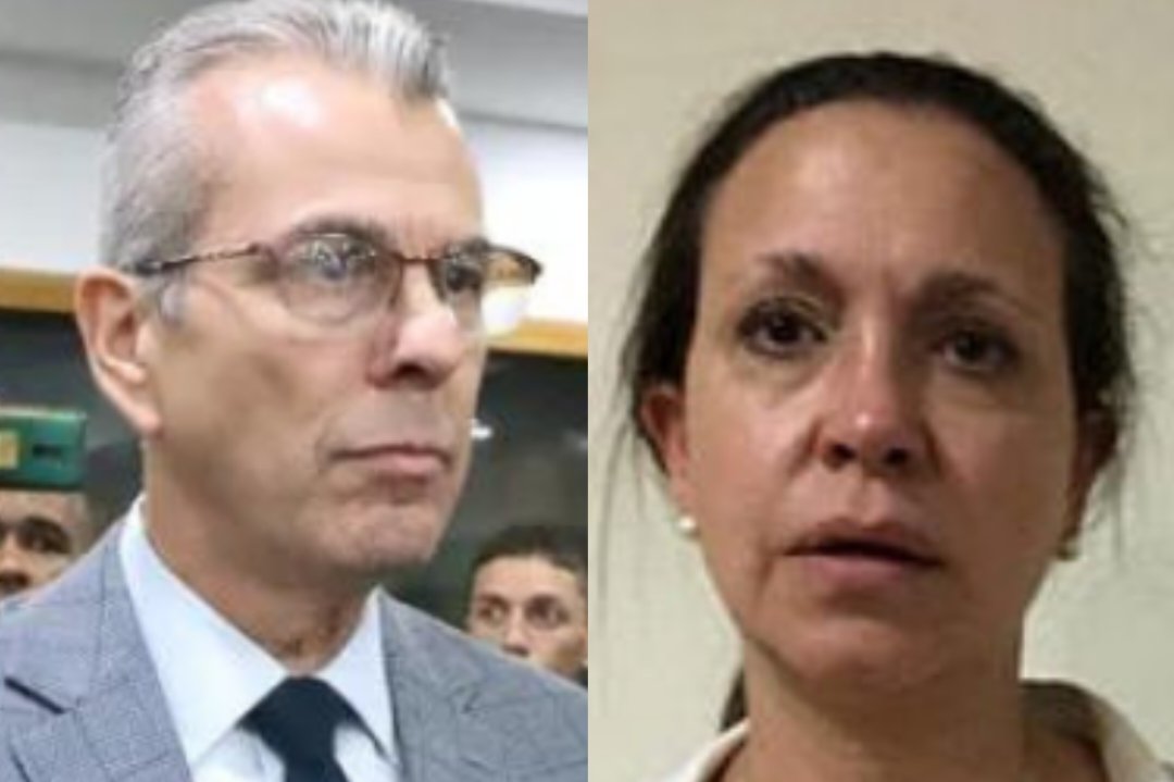 #ULTIMAHORA Será que todo lo que está pasando es SUFICIENTE para arrestar a Juan Carlos Del Pino, porque ese está metido hasta las narices en toda la tramoya orquestada por María Corina Machado, Edmundo González, Enrique Márquez, Eugenio Martinez, Delsa Solorzano entre otros.