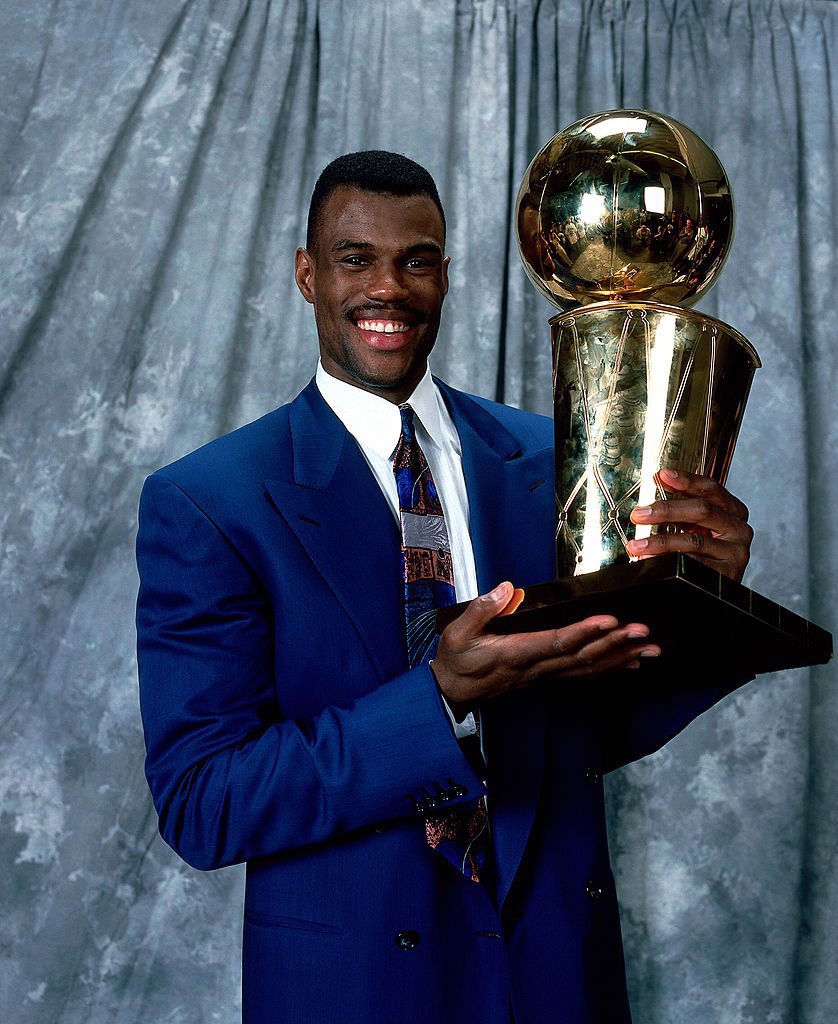Hoy cumple 59 años David Robinson:

➡️ 20.790 puntos
➡️ 10.498 rebotes
➡️ 2.954 tapones
➡️ 2 Oros y 1 Bronce JJOO
➡️ 1 Oro Mundial
➡️ 2 anillos
➡️ 1 MVP
➡️ Rookie del Año
➡️ 1 vez Mejor Defensor NBA
➡️ Hall of Fame
➡️ Elegido dentro de los 75 Mejores Jugadores de la Historia de