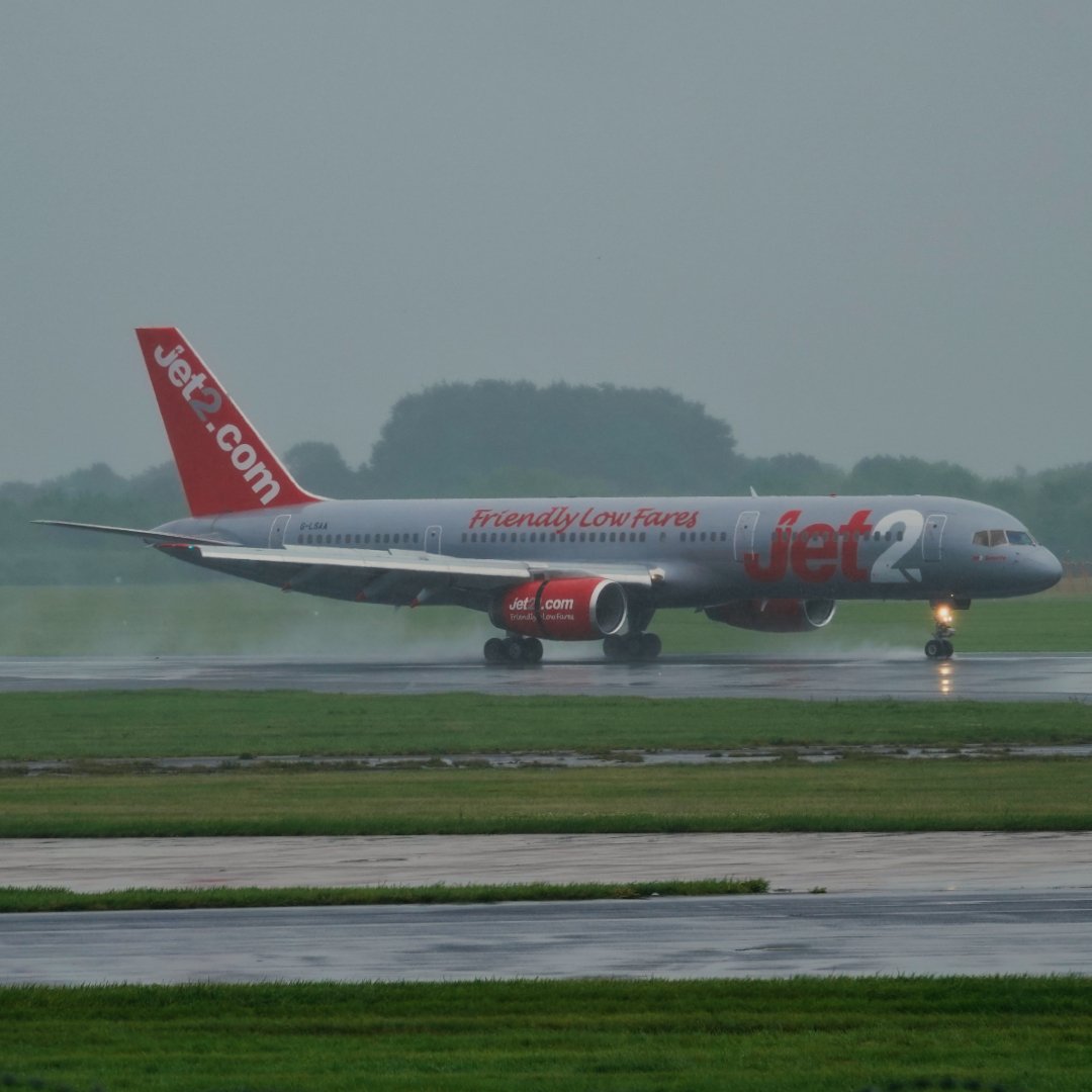 Michaelflying28's tweet photo. Jet2 Boeing 757-200 G-LSAA Jet2 Tenerife arriving at Manchester Airport from Reus Airport 23.7.23.
#jet2 #jet2holidays #jet2pics #jet2view #boeing #boeinglovers #boeingfans #b757 #b752 #b757200 #boeing757 #boeing752 #boeing757200 #boeingb757 #boeingb752 #boeingb757200 https://t.co/OqbRWsX3F1