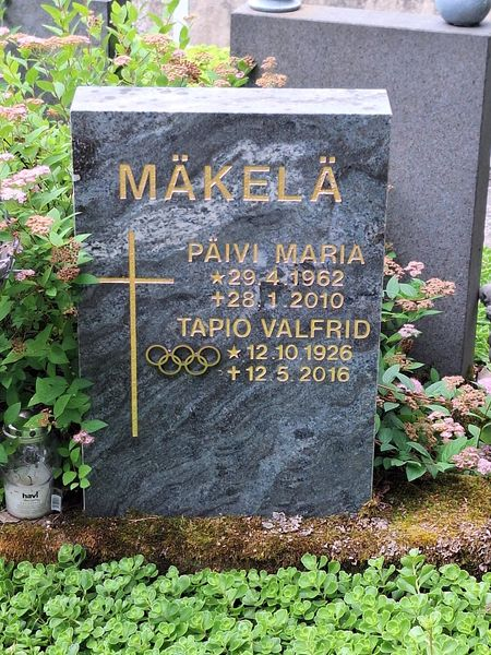 Jämsään haudattu Tapio Mäkelä ankkuroi Suomelle viestikultaa Oslon olympiakisoissa 1952. #kiveenhakatut <a href="/Hiihtoliitto_fi/">Suomen Hiihtoliitto_</a>  <a href="/yleurheilu/">Yle Urheilu</a> <a href="/YleAreena/">Yle Areena</a> <a href="/yleradio1/">Yle Radio 1</a> keskiviikkona 7. elokuuta 2024 kello 13 ja 21.05.