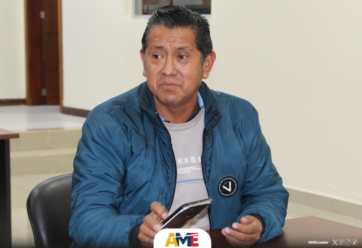 AMEcuador's tweet photo. ¡Acciones por la seguridad!
Los municipios de la #UTR1 participan en la mesa técnica para la construcción de la Estrategia Nacional contra la ciberdelincuencia, cuyo objetivo es prevenir y combatir delitos cibernéticos en el país, evento organizado por el @MinInteriorEc. https://t.co/Hy0eH8yLEc