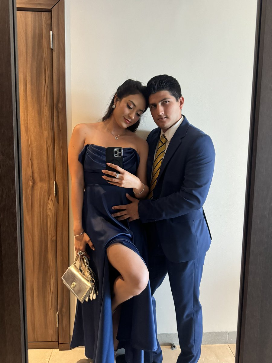 bereDN's tweet photo. Boda con mi Sebas 💙 https://t.co/cKFcV1jnpu