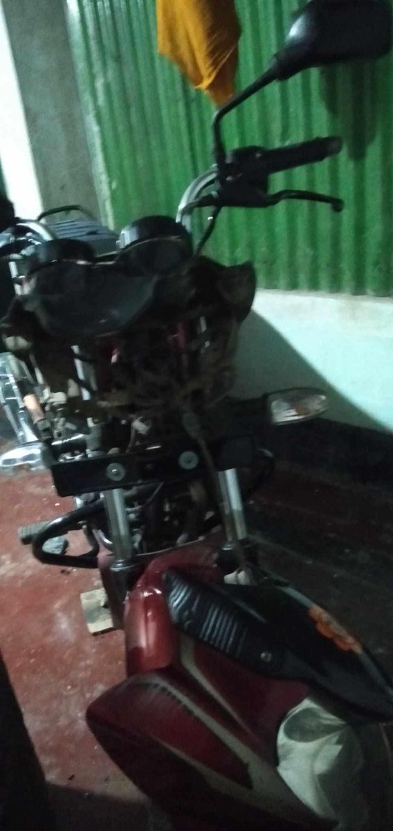 savehindus13's tweet photo. Houses of Hindus in Magura District, Sreepur Police Station, Nakol Union, Baralidah Village were vandalized and looted. 

 Time of attack - 10 o'clock tonight.
#SaveBangladeshiHindus 
#HindusAreNotSafeInBangladesh https://t.co/xk0OKBWeBW