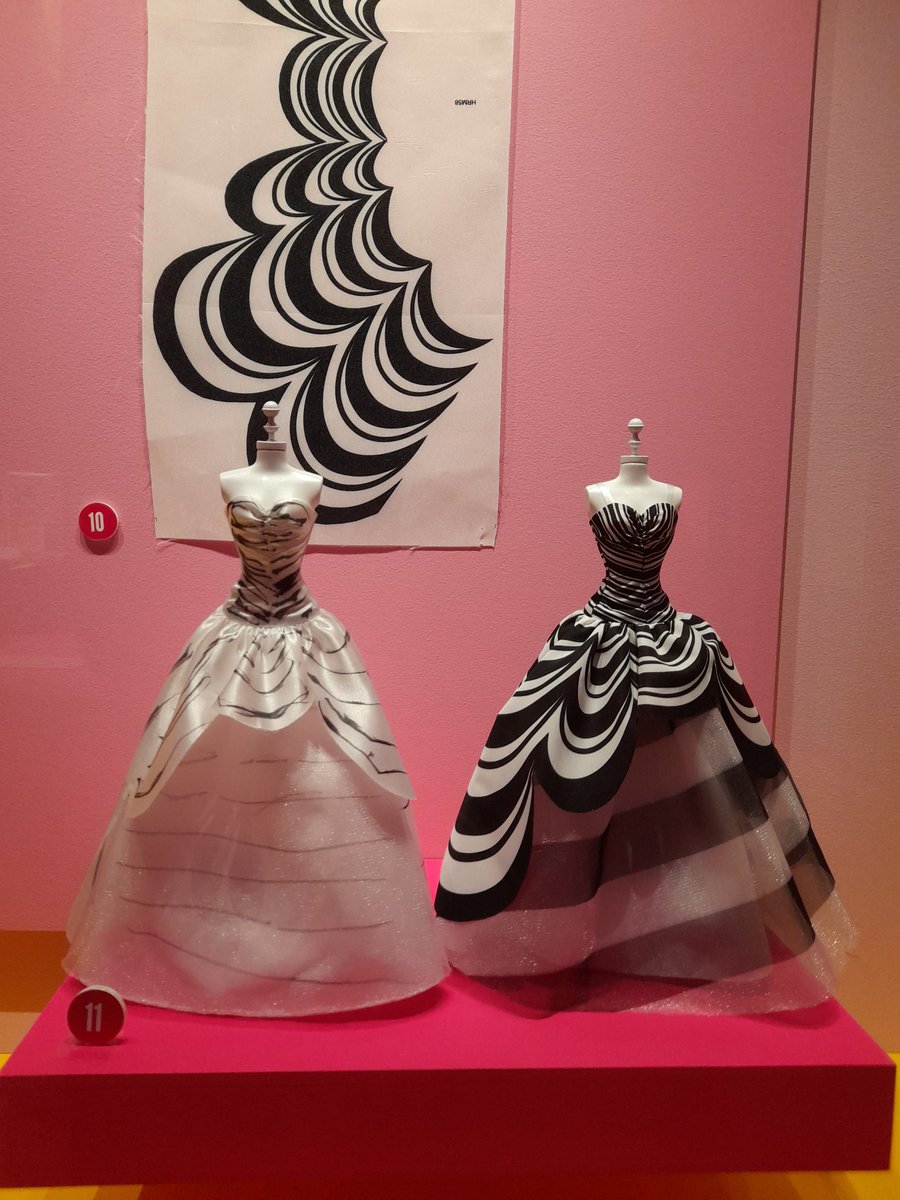 LondonWunderbar's tweet photo. Hey #Barbie! https://t.co/8giy8vmKr4
