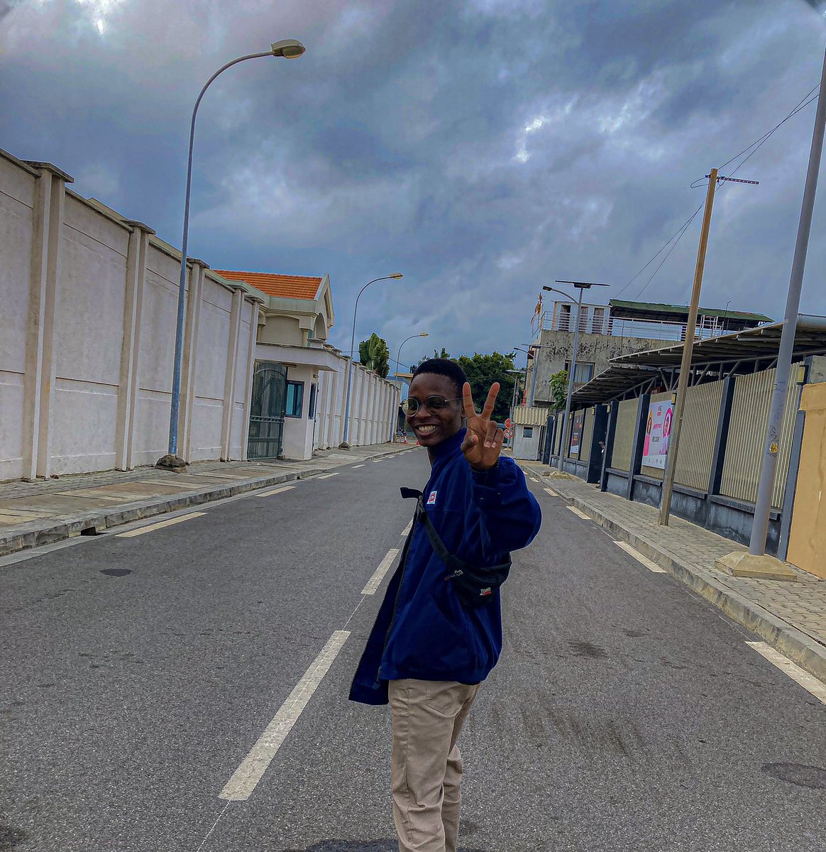 𝐑𝐞𝐜𝐨𝐧𝐧𝐞𝐱𝐢𝐨𝐧 : 𝐌𝐨𝐧 𝐫𝐞𝐭𝐨𝐮𝐫 𝐬𝐮𝐫 𝐥𝐞𝐬 𝐑𝐞́𝐬𝐞𝐚𝐮𝐱 𝐒𝐨𝐜𝐢𝐚𝐮𝐱

Je suis impatient de renouer avec cette communauté, d'échanger, d'apprendre et de grandir ensemble. 

𝗝𝗢𝗨𝗥 𝟭
#100MotsPourUnJour