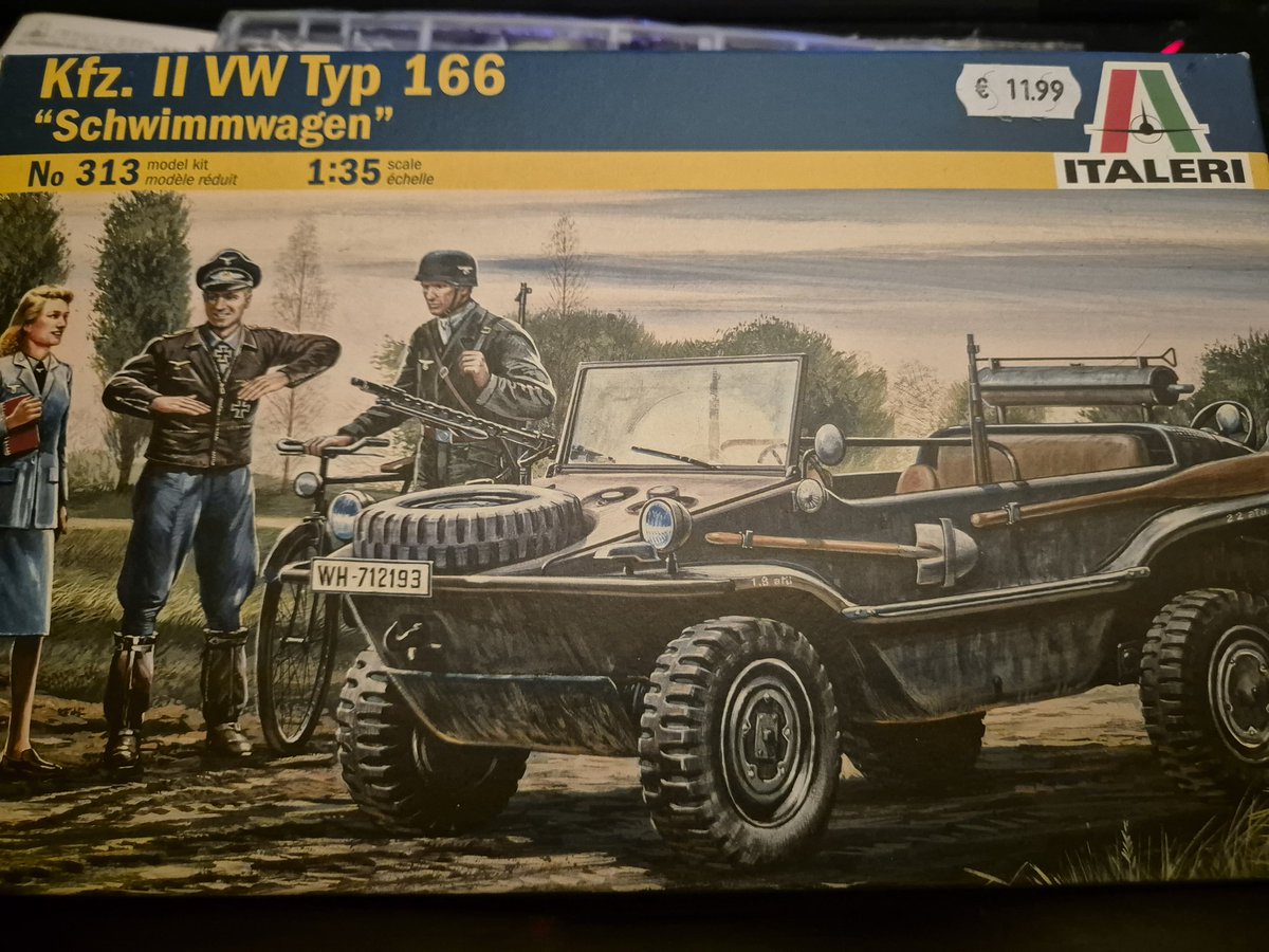 I really haven't built any other kits outside of warhammer ones in a while, so let's start with this one. It's really time to make my pile of shame smaller