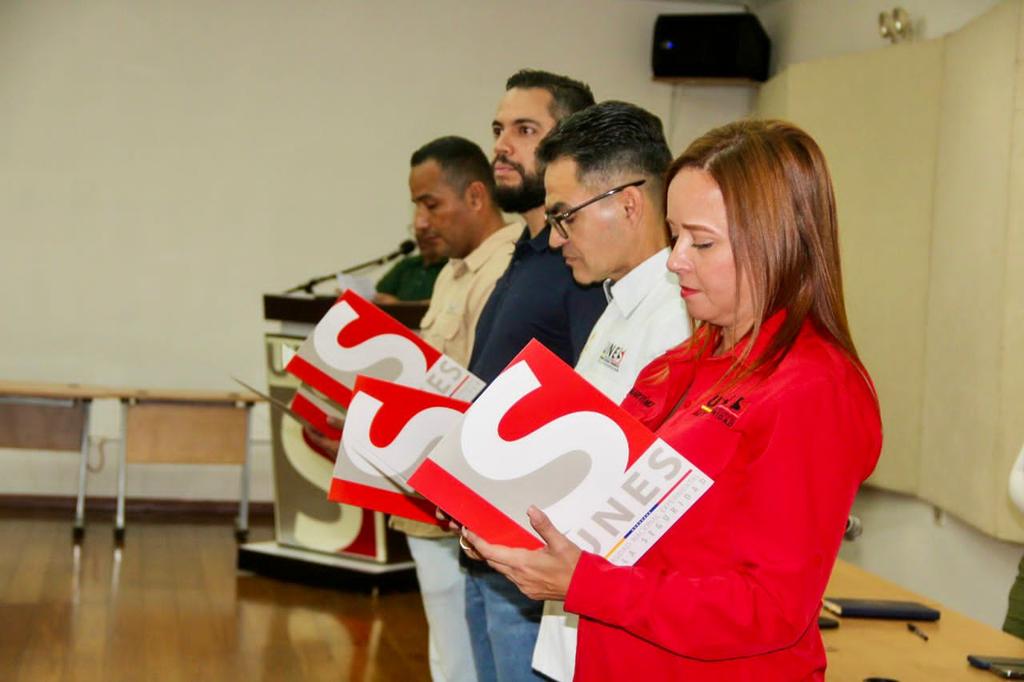 JulioGarciaZ's tweet photo. Hoy realizamos un importante conversatorio con nuestros custodios en formación desde la UNES https://t.co/u5wnQVdgbl