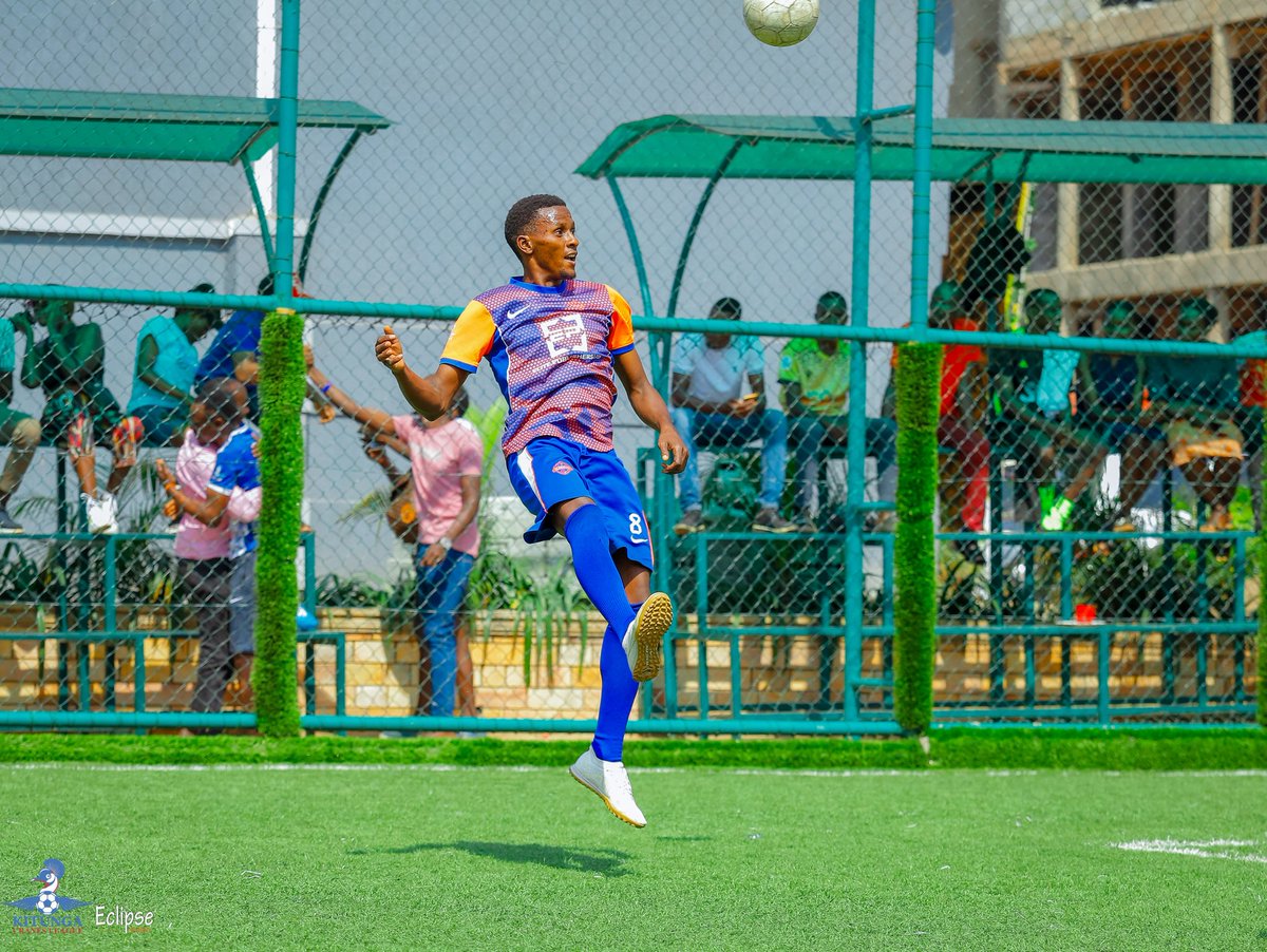 EladoFc's tweet image. BBALE ever winning balls
@KitungaLeague GW15
#Season7
#ElitePublishersLtd
#TulumbeKaaziFinal