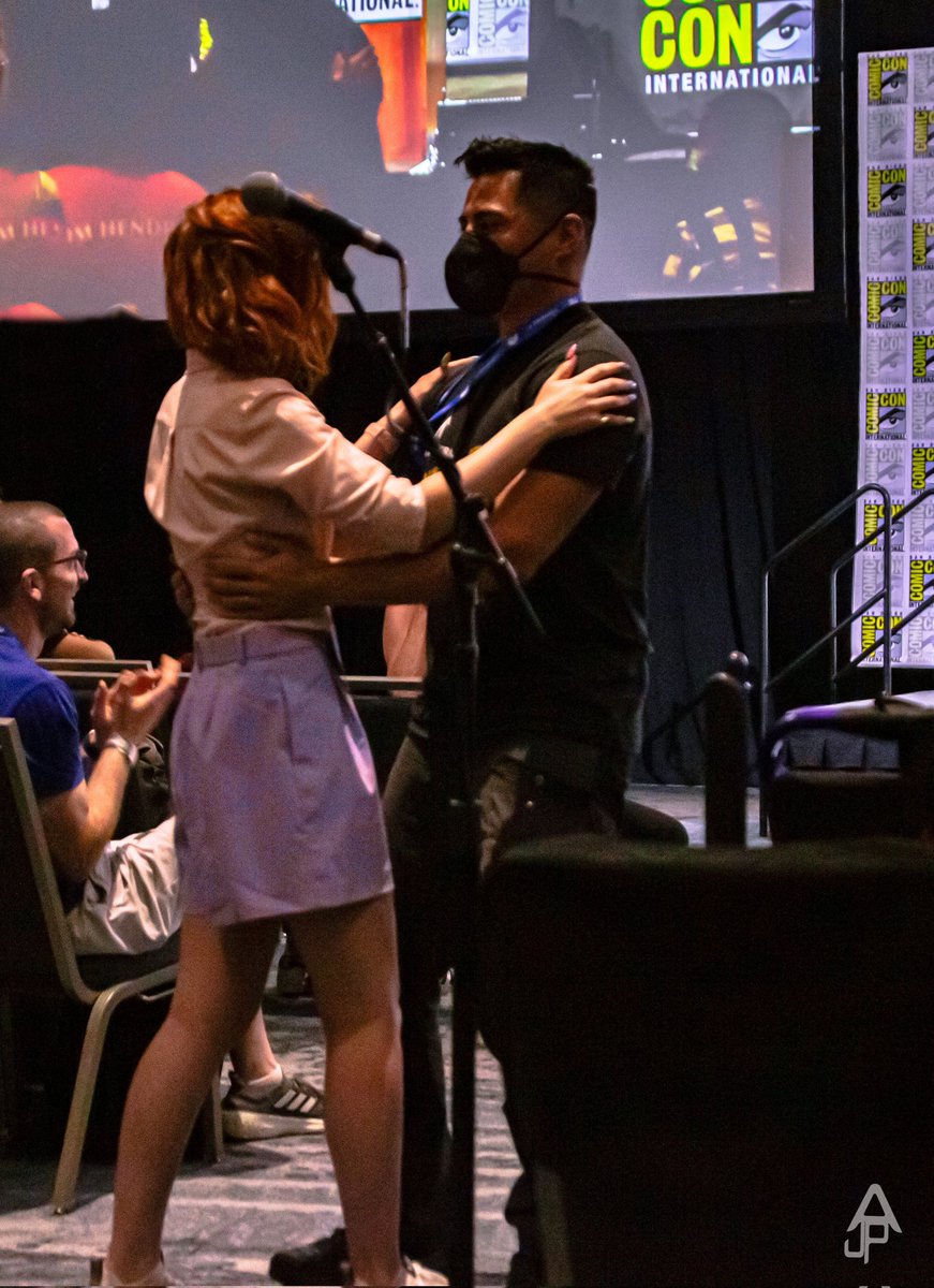 ashnerdfangirl's tweet photo. Attended San Diego Comic-Con a couple of weeks ago.

Had a great time. Shot many photos, but these photos are my personal favorites when I attended the 'Game Actors on Game Actors' panel. Excitement &amp; enjoyment. https://t.co/6S8HvIeXoo