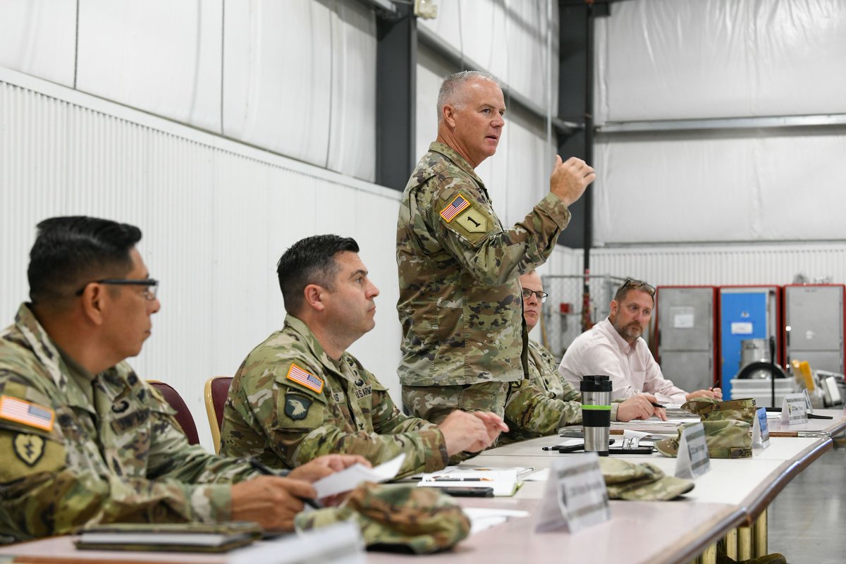 FirstArmy's tweet photo. Pershing Strike 24 continues!
OC/Ts from the 189th Infantry Brigade and soldiers assigned to the 297th Regional Support Group  conduct a concept drill held at Camp Funston on Fort Riley, Kansas.
(Photos by SSG Katie Mazos-Vega/ 297 RSG)
#pershingstrike #armytotalforce https://t.co/2BVCVBwbJa