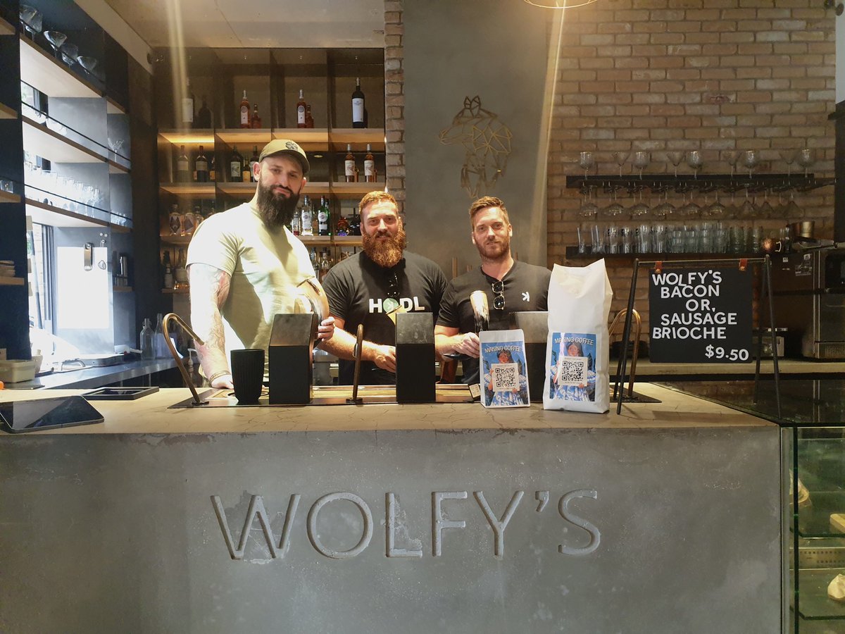 Chris_Hutch7's tweet image. I’m proud to say we have a new merchant accepting $KAS as payment.

You can now spend your $KAS at @WolfysBar in London! 

My first purchase was 4 beers in Viking horns using $KAS 🔥

#Kaspa is changing the global financial world one bar at a time 🍻

$KAS #Kaspa