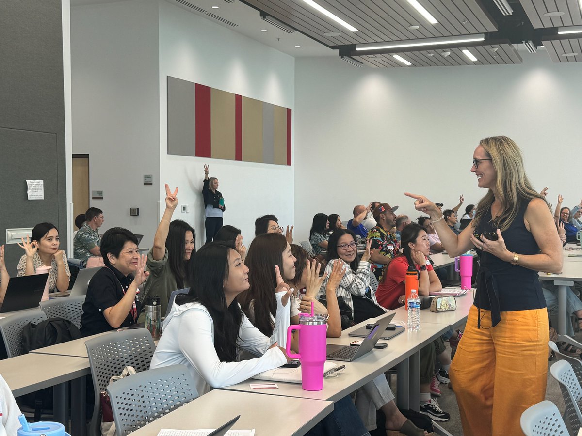 L2TReC's tweet photo. 🎉 Exciting news! The Annual Summer Bridge Program Institute has successfully concluded, marking the launch of our new university/high school co-teaching partnership for the 2024-2025 academic year. 📚✨  🚀 #SummerBridge #CoTeaching #EducationInnovation #BridgeProgram2024 https://t.co/7gRUbx61vU