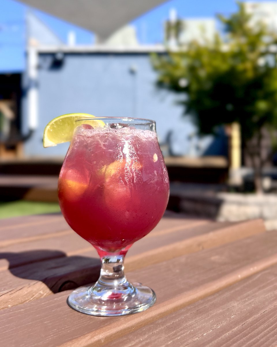 August 5th through August 10th is officially #PaintTheTownPurple week in #Knoxville!
Try this specialty cocktail, a delicious blueberry-prickly pear margarita called the Indigo Rita--proceeds from the sale of this drink will go directly to their great cause!
#MoBKnox #EndAlzKnox
