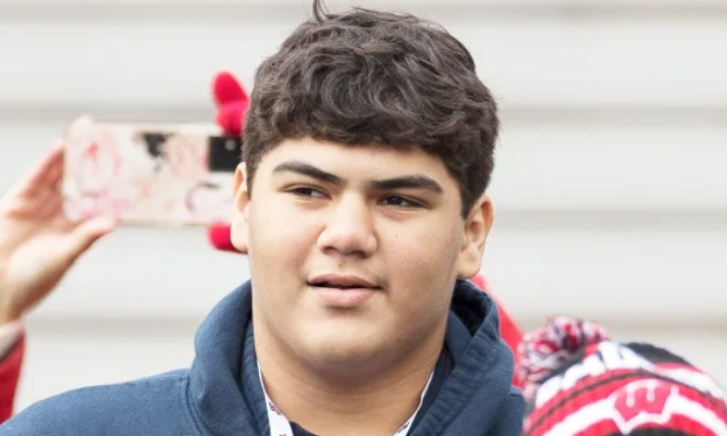 Timothy “EDGYTIM” OHalloran (@edgytim) on Twitter photo Glenbrook South <a href="/GBStitanFB/">GBS Titans Football</a>
2026 OL <a href="/HawkenAnderson/">Hawken Anderson</a> is a name on the rise this coming season and breaks down his latest recruiting news here edgytim.rivals.com/news/2026-ol-a… Glenbrook South <a href="/GBStitanFB/">GBS Titans Football</a>
2026 OL <a href="/HawkenAnderson/">Hawken Anderson</a> is a name on the rise this coming season and breaks down his latest recruiting news here edgytim.rivals.com/news/2026-ol-a…