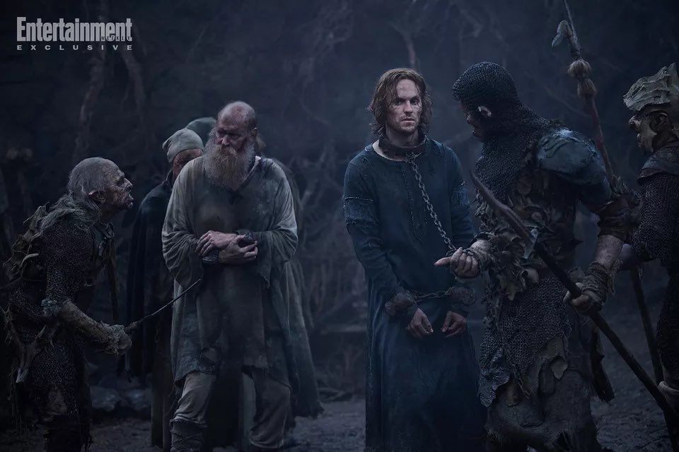 TQI79's tweet image. وش قاعدين يسوون فيك يالسيد