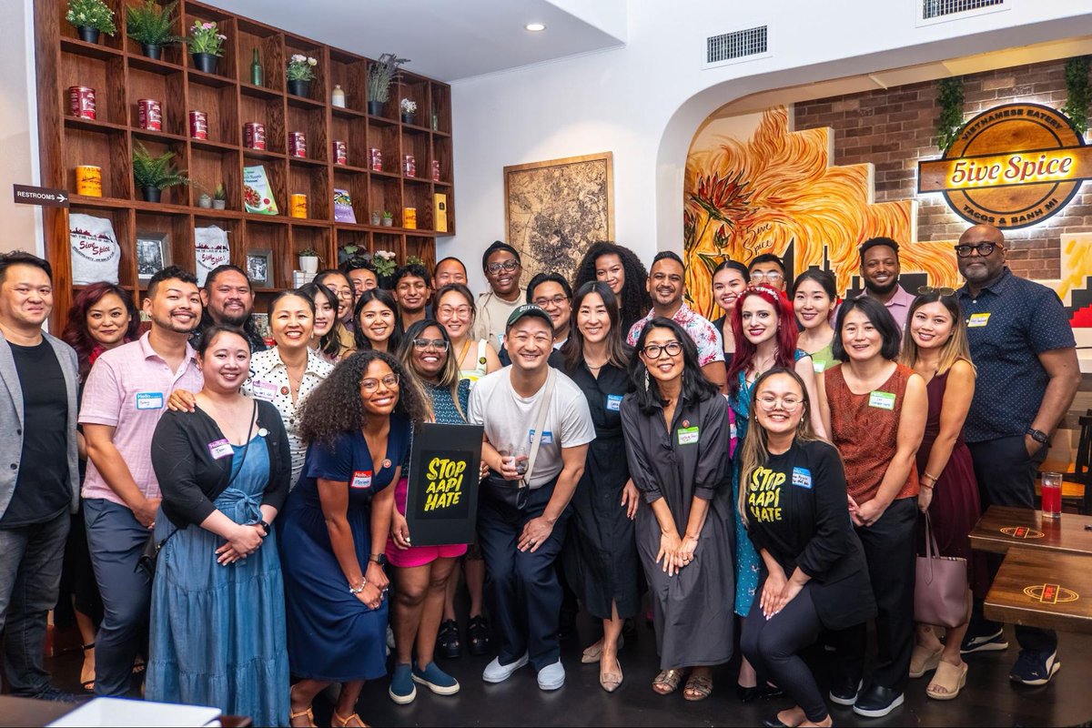 AMGraceLee's tweet image. Thank you to @STOPAAPIHATE for having me at their Mix and Mingle event. It is always inspiring to connect with community leaders and supporters of the #StopAAPIHate movement!