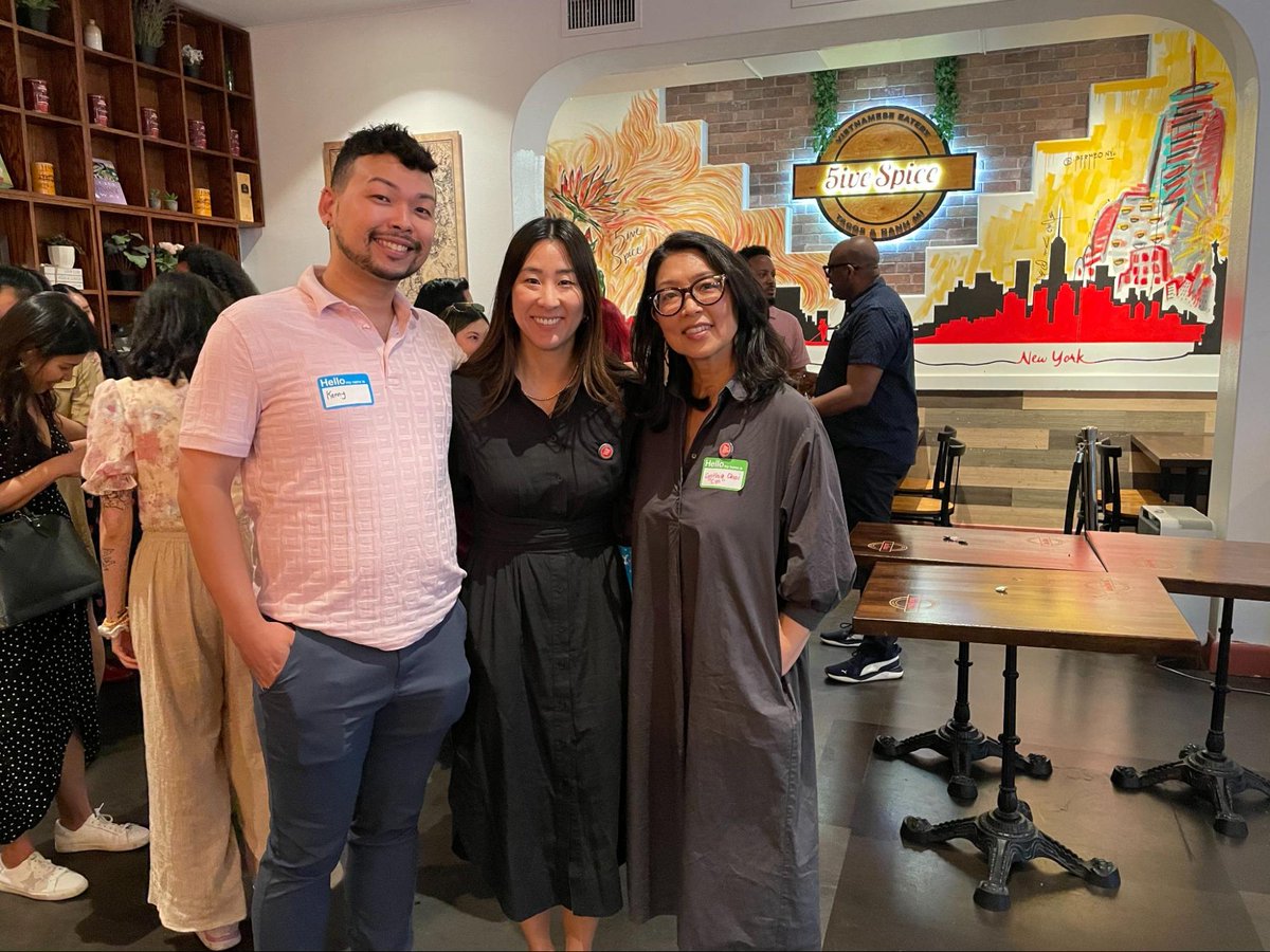 AMGraceLee's tweet image. Thank you to @STOPAAPIHATE for having me at their Mix and Mingle event. It is always inspiring to connect with community leaders and supporters of the #StopAAPIHate movement!