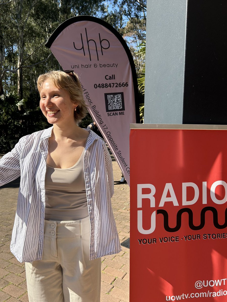 We’re on campus, come to the library to solve a riddle for a Radio U sticker ! 

#UOW #UOWCreative #RadioU #KT
