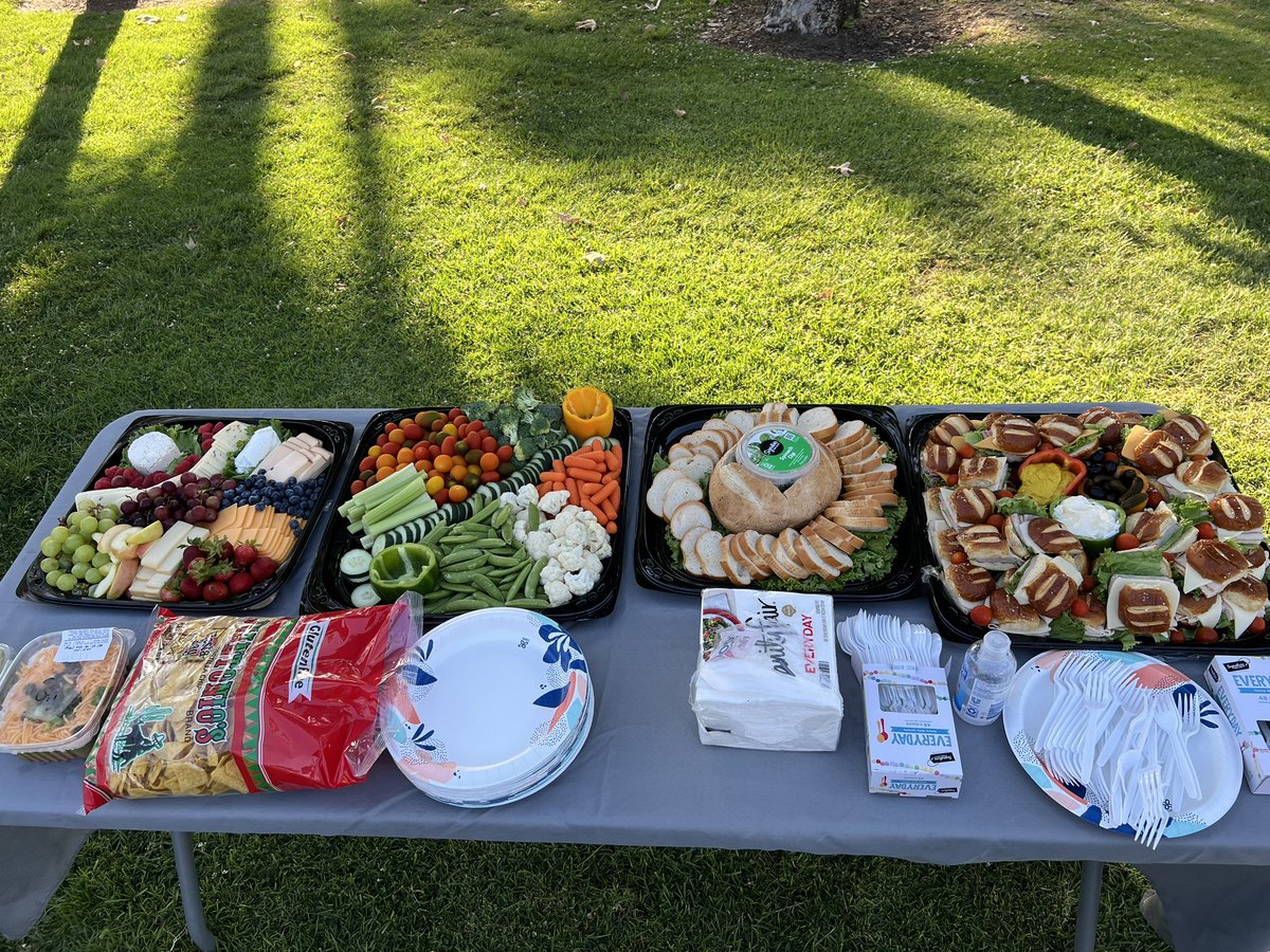 Sneha Couvillion (@snehacouvillion) on Twitter photo The Microbial Ecology Section social is starting now!! Join us at Cesar Chavez Park for food and fun 🎊🌮🥗🥙🧀
<a href="/ESAMicrobe/">ESA Microbial Ecology</a> #ESA2024
Find us next to the playground The Microbial Ecology Section social is starting now!! Join us at Cesar Chavez Park for food and fun 🎊🌮🥗🥙🧀
<a href="/ESAMicrobe/">ESA Microbial Ecology</a> #ESA2024
Find us next to the playground