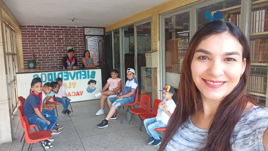 ¡El Infocentro Ureña Tac25 inicio con éxito su Plan Vacacional! El dia Lunes 05 de Agosto los niños ya están disfrutando de un sinfín de actividades diseñadas para estimular su creatividad y aprendizaje. <a href="/BrigadasCHCH/">Brigadas comunicacionales Hugo Chávez</a> <a href="/InfocentroOce/">Infocentro_Vzla3</a> <a href="/Gabrielasjr/">Gabriela Jiménez</a> <a href="/LaRosaInfoVE/">LaRosaInfoVE</a> <a href="/Yeseg7/">Yescenia E. Granados M.</a>