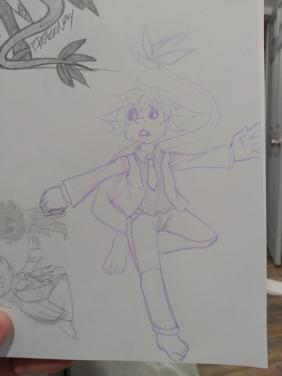 DreagonArtz's tweet photo. My attempt at a warm up sketch.
I don't normally do them. This looks so bad.
#sketch #edizenigma #anthro #mascot https://t.co/X4FhjXmRj7