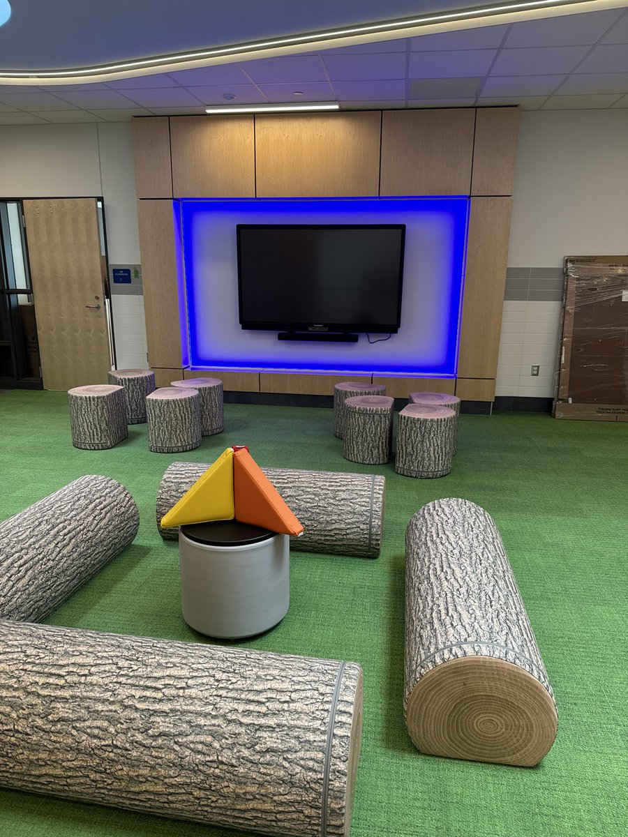 MrsBenzTIS's tweet image. Every day brings us closer to completion! #TrinityIntermediateRocks 🏫✨ The new school is shaping up to be amazing - can&apos;t wait to see the finished result! Our students deserve the best and that&apos;s exactly what they&apos;re getting. 🎉📚​​​​​​​​​​​​​​​​ @TRINITY_MLUCAS