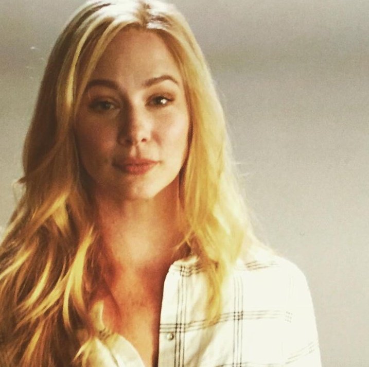 LynnCollinsFan's tweet photo. “blonde for a new role but only part of the time #poorrichard” 

Old post by Lynn Collins on instagram (2015) https://t.co/j60AeJGixR