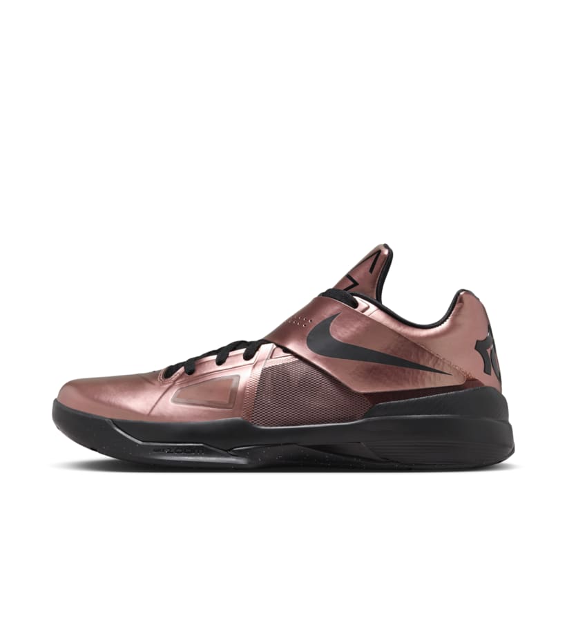 SOLELINKS's tweet photo. Official Images: Nike KD 4 ‘Christmas’ https://t.co/5Mhow6Ugny