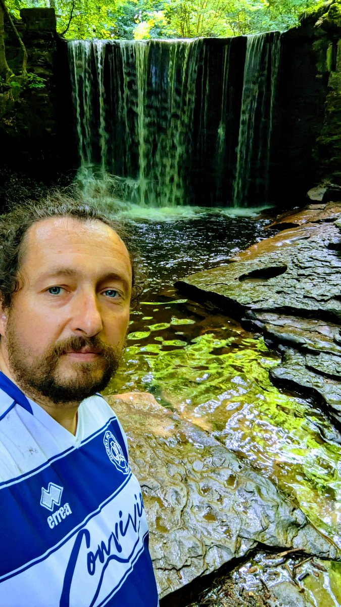 WrexhamRanger's tweet image. Took the kids and @QPRJudeTheCat waterfall hunting, this beauty is only round the corner from us, love it. Going to try and do two more waterfalls before the football starts on Sat. #QPR #NantMill #PlasPowerWoods