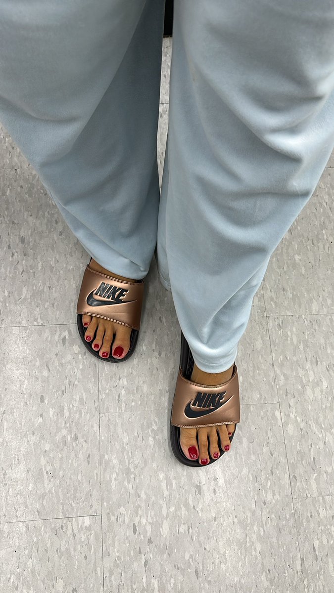 atoesies tweet media